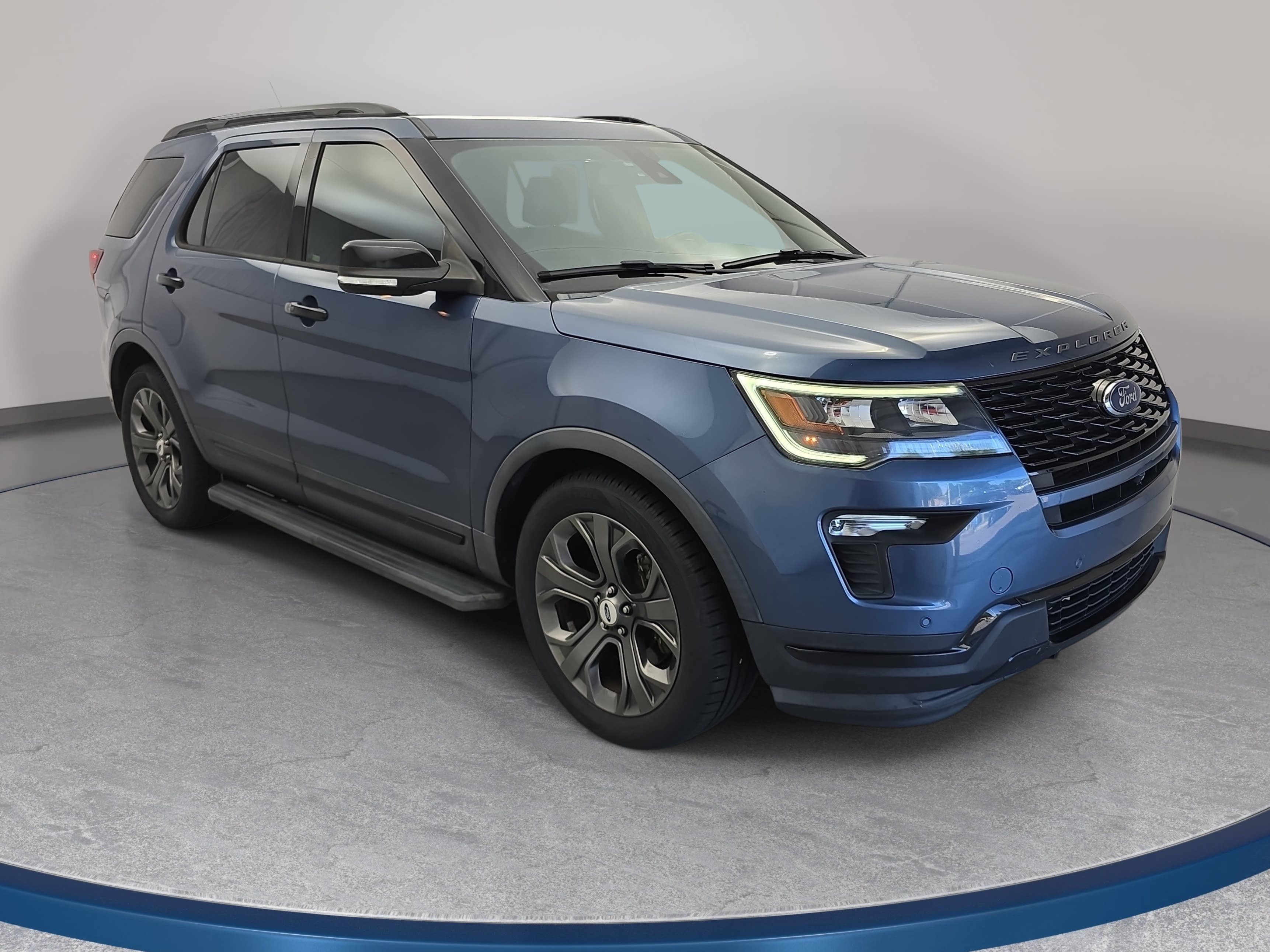 Used 2018 Ford Explorer Sport w/ Equipment Group 401A AWD/4WD image 3
