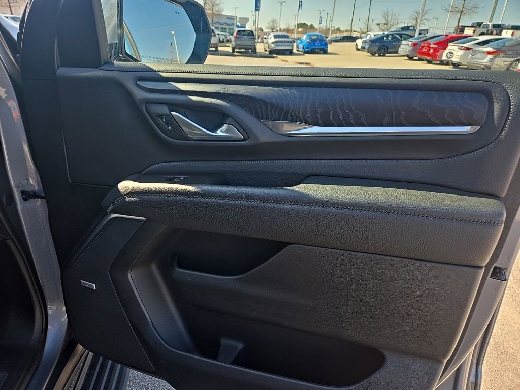 Used 2022 GMC Yukon XL Denali image 39