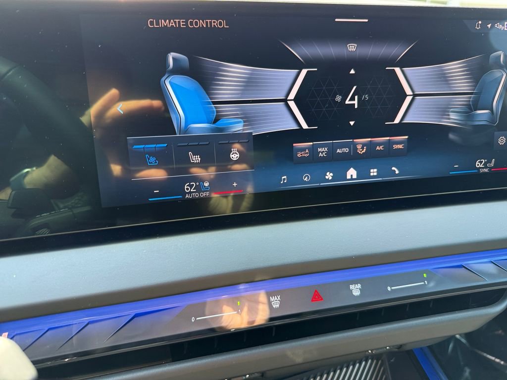 Certified 2025 BMW X3 xDrive30i w/ Premium Package AWD/4WD image 23