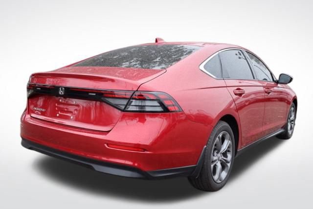 Used 2024 Honda Accord EX image 8