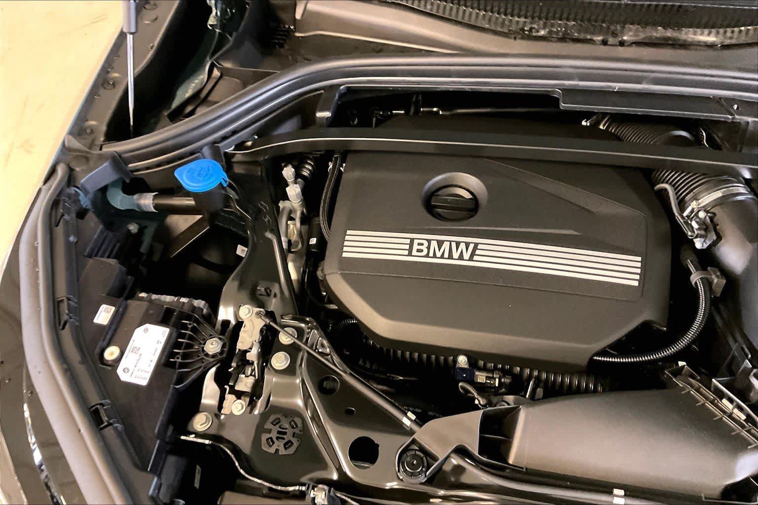New 2026 BMW X2 xDrive28i w/ Technology Package AWD/4WD image 17
