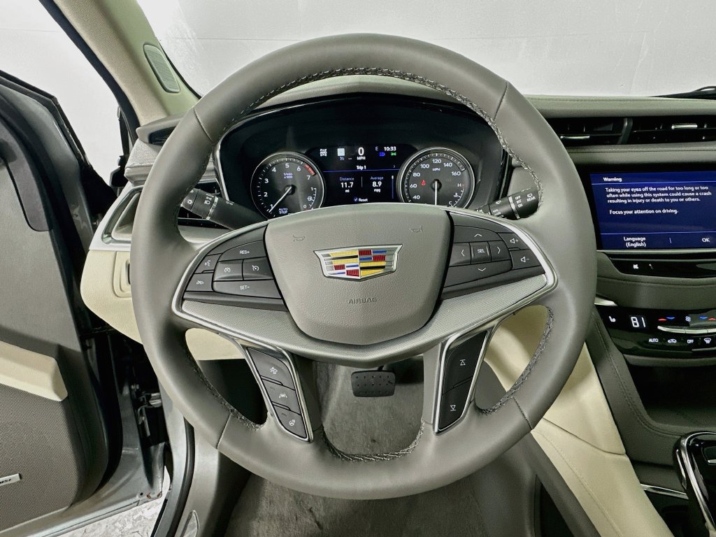 New 2026 Cadillac XT5 Premium Luxury w/ LPO, Floor Liner Package AWD/4WD image 11