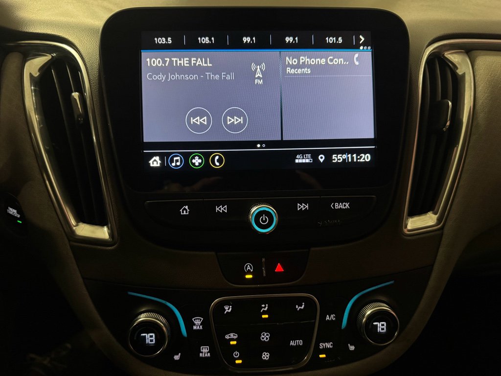 Used 2020 Chevrolet Malibu LT FWD image 24