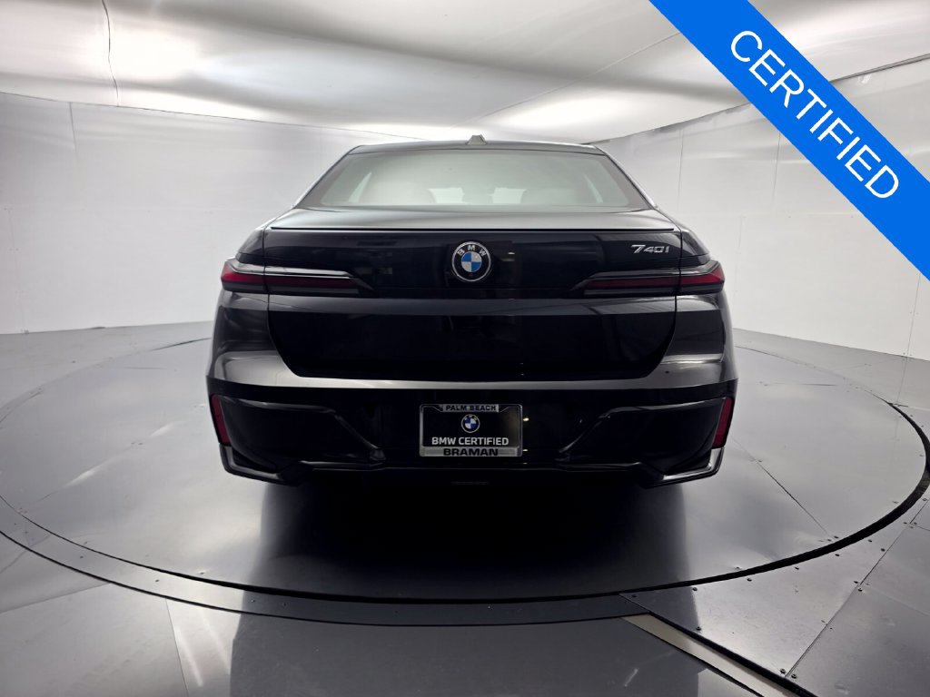 Certified 2023 BMW 740i RWD image 5