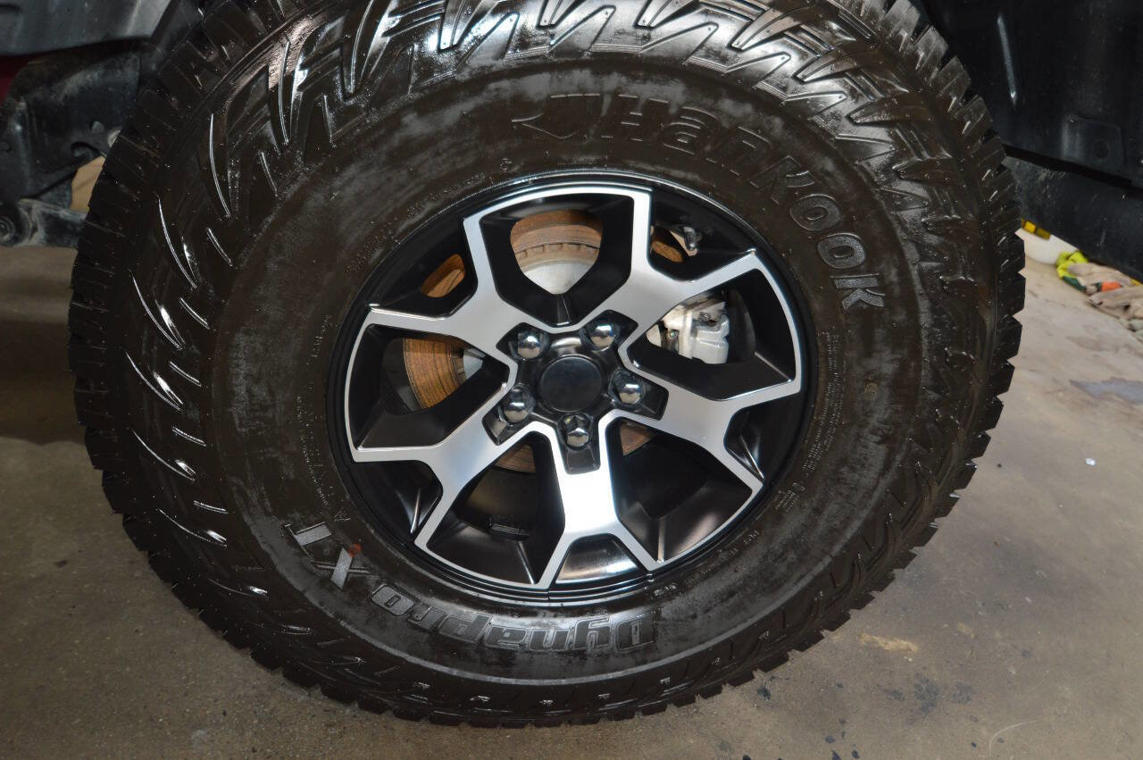 Used 2021 Jeep Gladiator Sport image 34