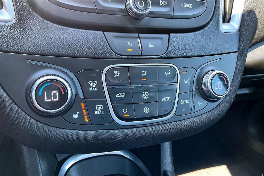 Used 2023 Chevrolet Malibu LT FWD image 30