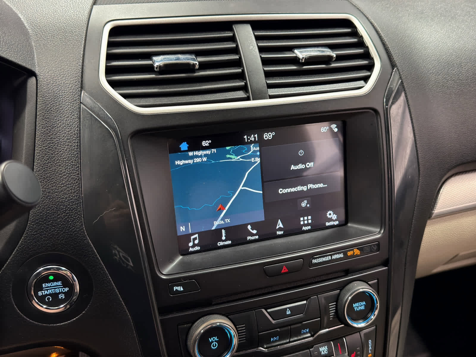 Used 2018 Ford Explorer XLT w/ Equipment Group 202A image 18