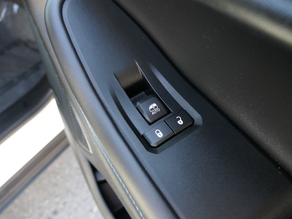 Used 2023 Jeep Grand Cherokee Trailhawk w/ Advanced Protech Group II image 24