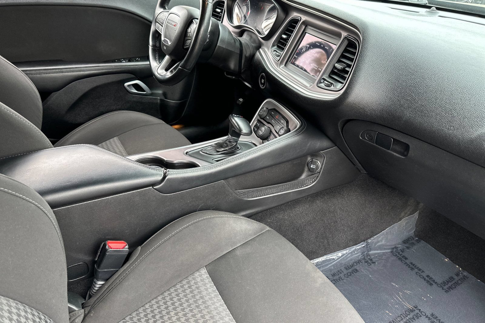 Used 2022 Dodge Challenger GT RWD image 16