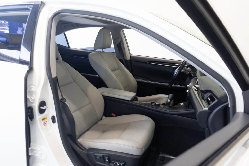 Used 2016 Lexus ES 350 image 21