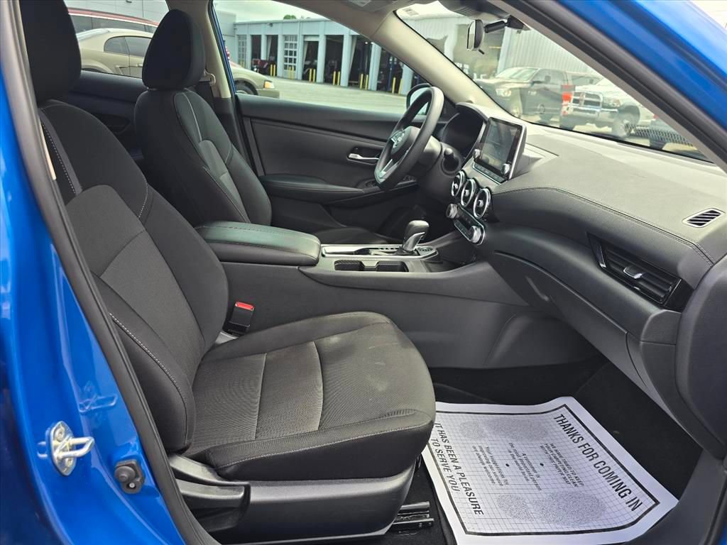 Used 2024 Nissan Sentra SV FWD image 14