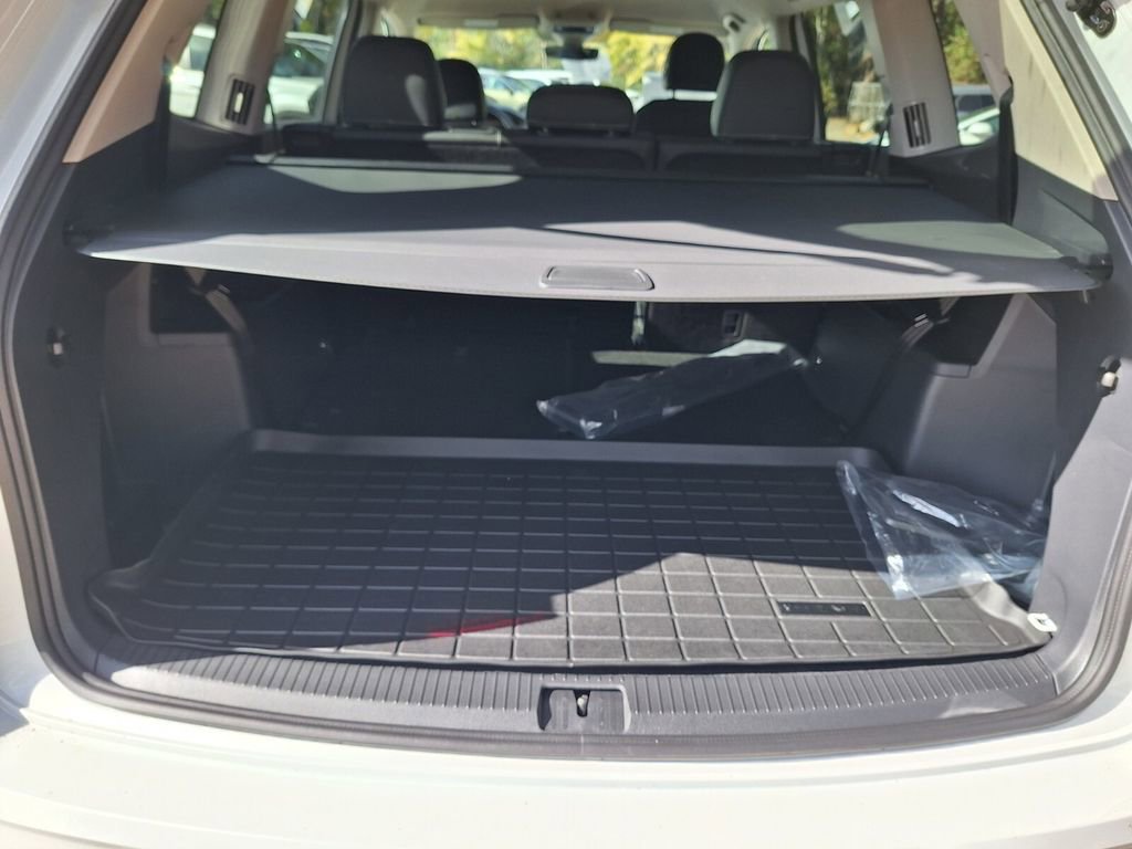 New 2026 Volkswagen Atlas SE image 22