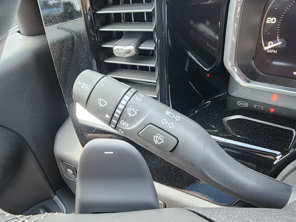 New 2026 GMC Sierra 1500 SLT w/ SLT Premium Plus Package image 23