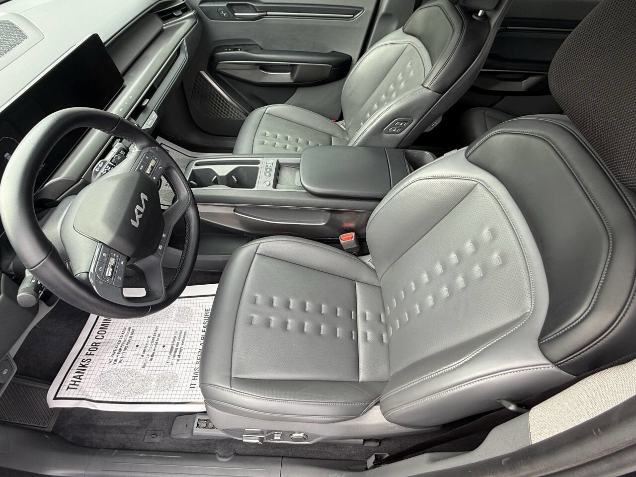 Used 2024 Kia EV9 Wind image 10