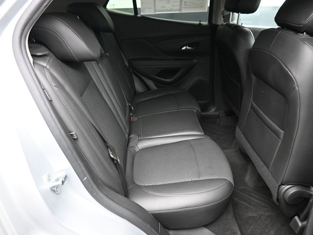 Used 2022 Buick Encore Preferred w/ Safety Package image 23