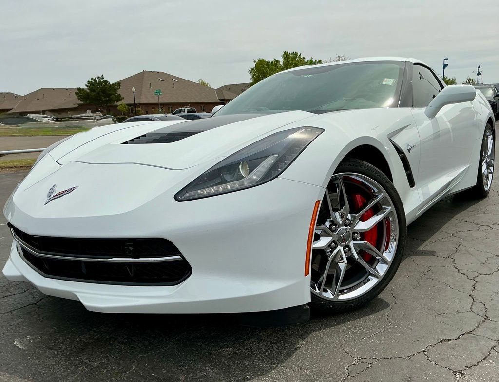 Used 2016 Chevrolet Corvette Stingray Coupe w/ 2LT Preferred Equipment Group image 5