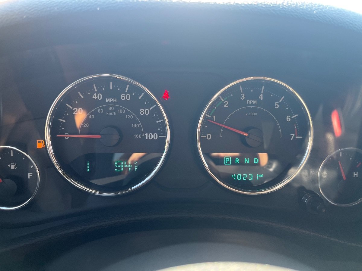 Used 2018 Jeep Wrangler Unlimited Rubicon w/ Connectivity Group AWD/4WD image 20