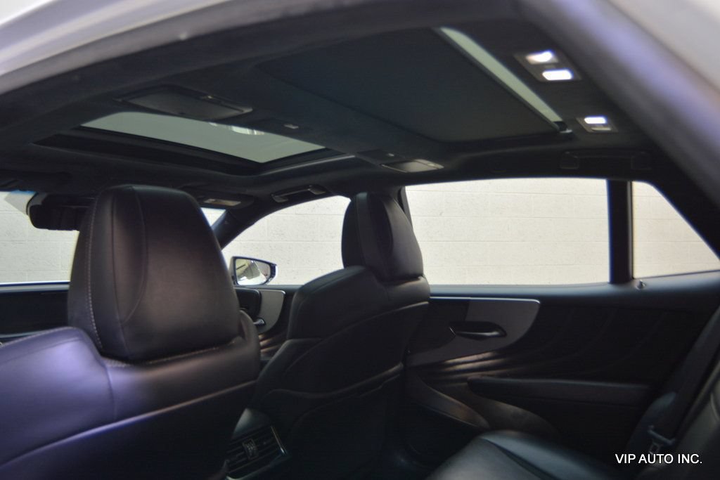 Used 2018 Lexus LS 500 F Sport w/ Accessory Package (Z1) RWD image 36