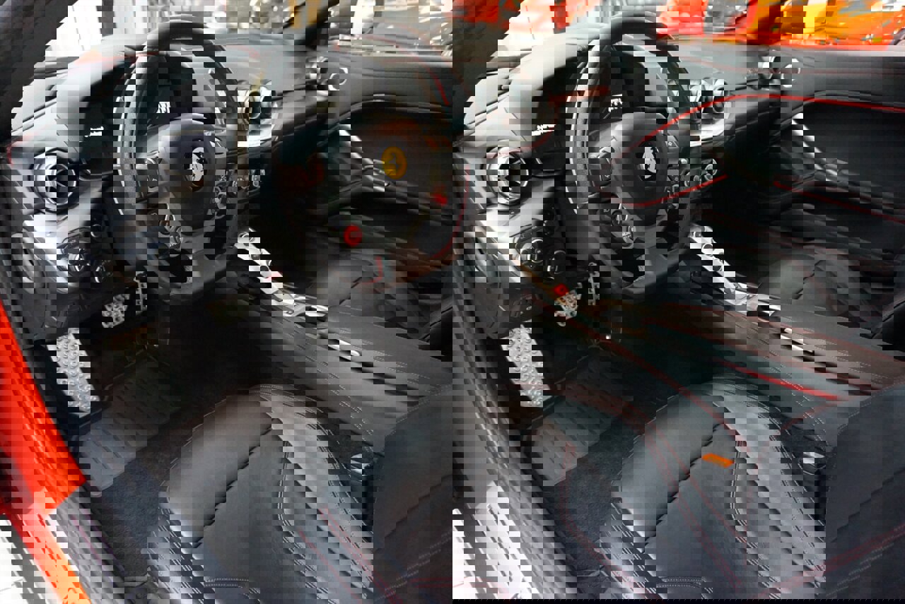 Used 2016 Ferrari F12 Berlinetta image 2