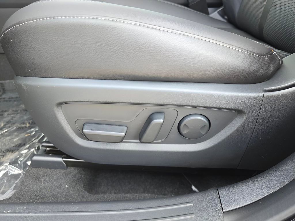 New 2026 MAZDA CX-50 AWD 2.5 Hybrid w/ Weather Package image 16