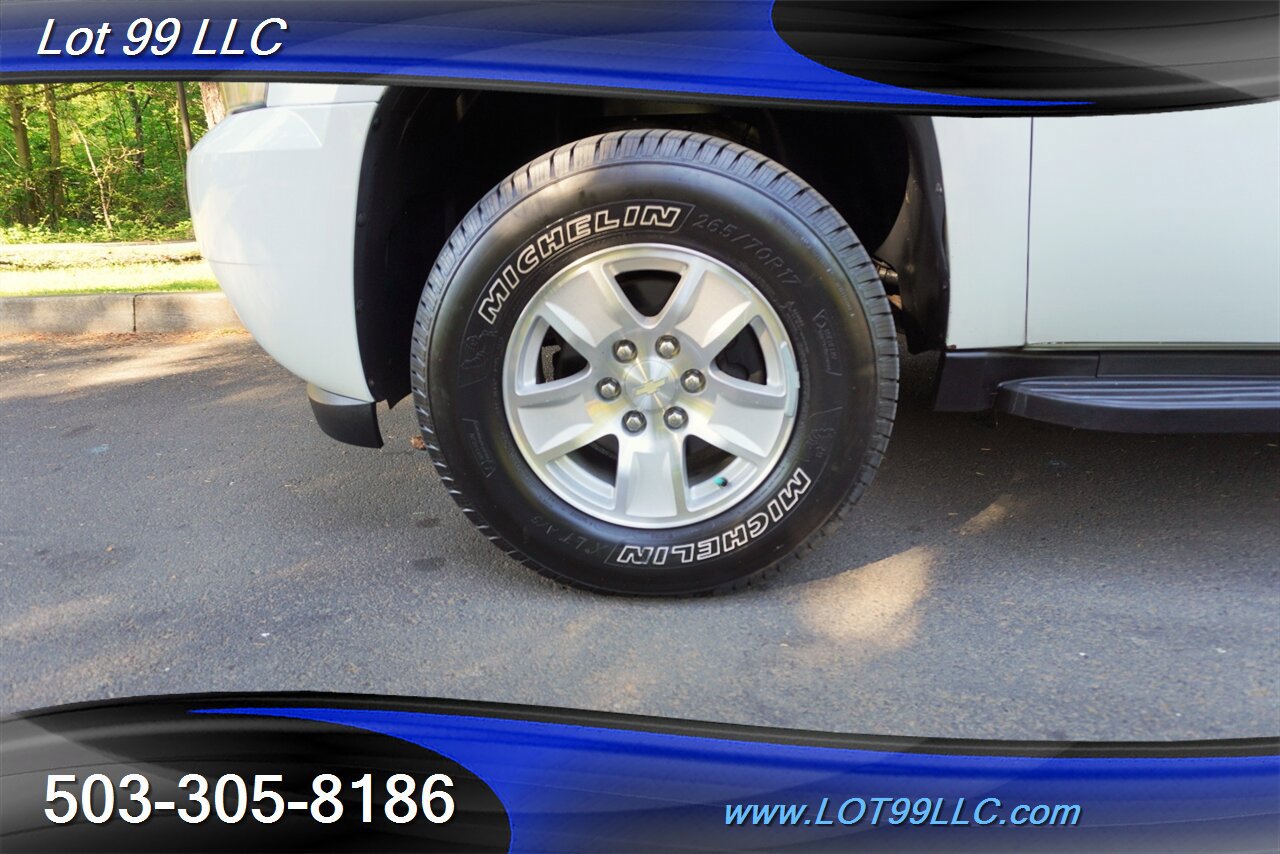 Used 2009 Chevrolet Suburban LT AWD/4WD image 24