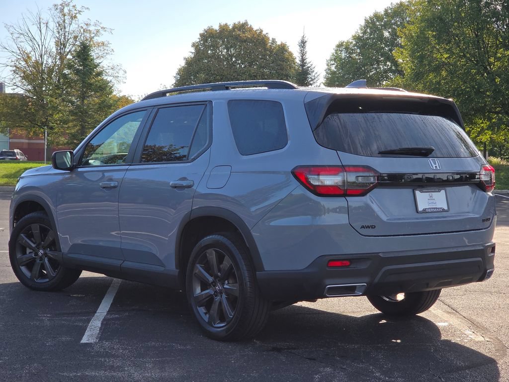 Used 2023 Honda Pilot Sport image 23