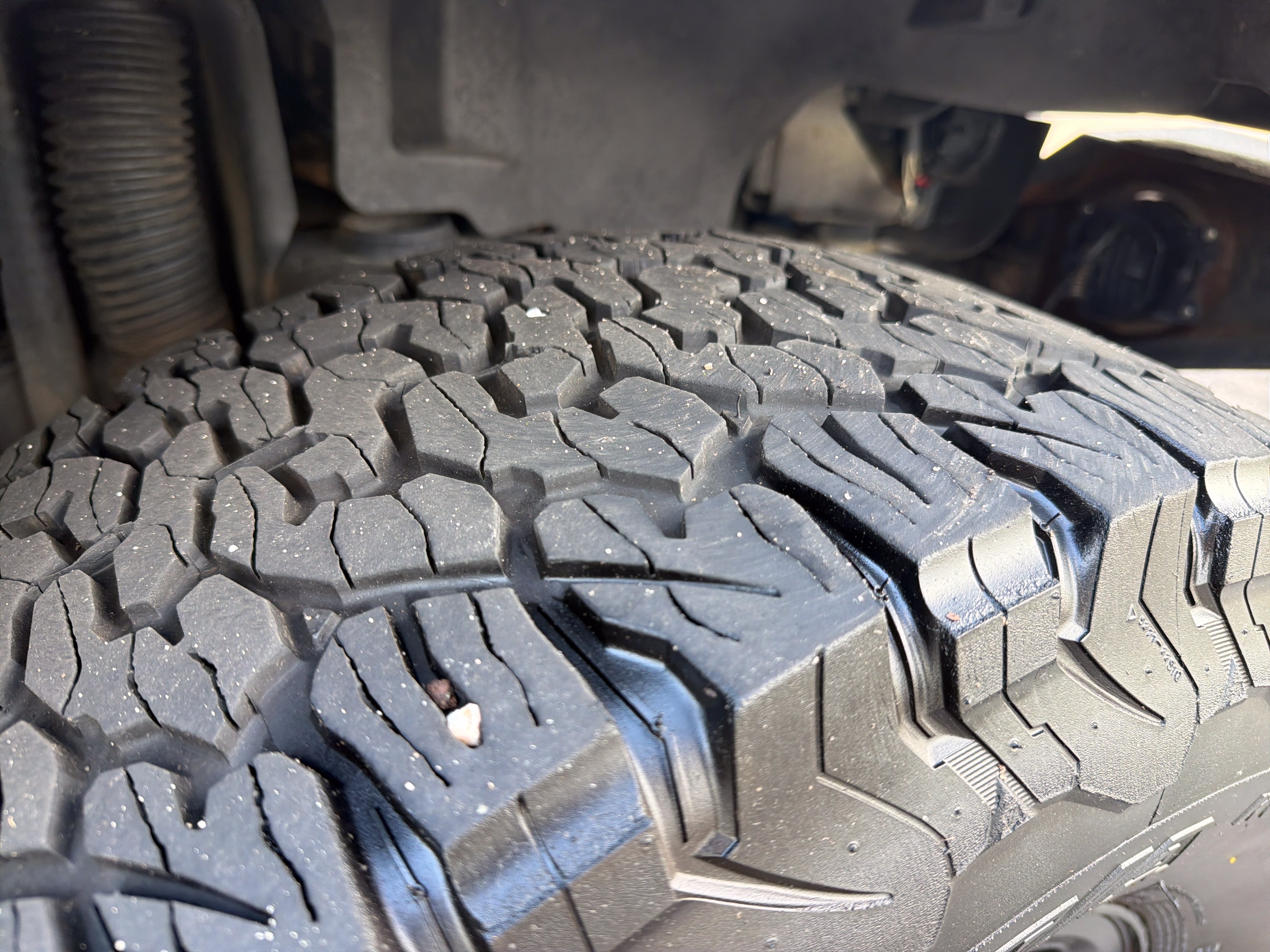 Used 2012 Jeep Wrangler Unlimited Sahara AWD/4WD image 12