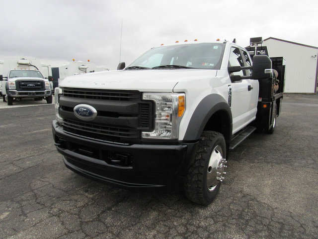 Used 2017 Ford F450 XL w/ Power Equipment Group image 9