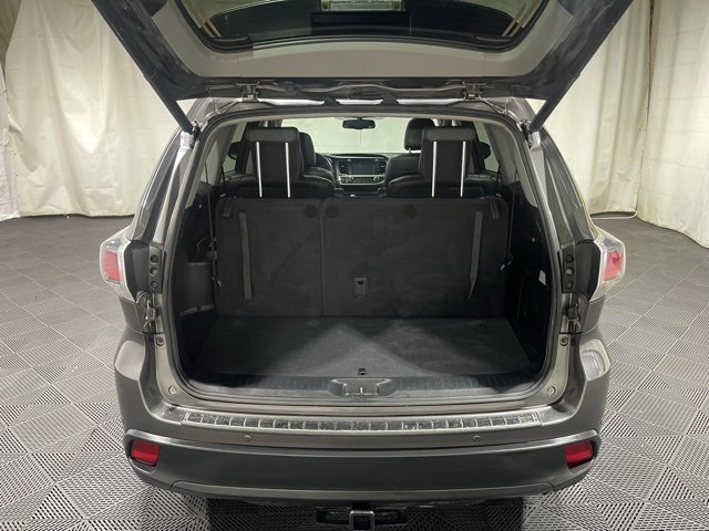 Used 2016 Toyota Highlander Limited image 27