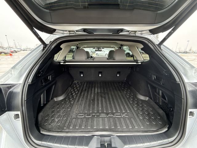 Used 2023 Subaru Outback Premium image 24