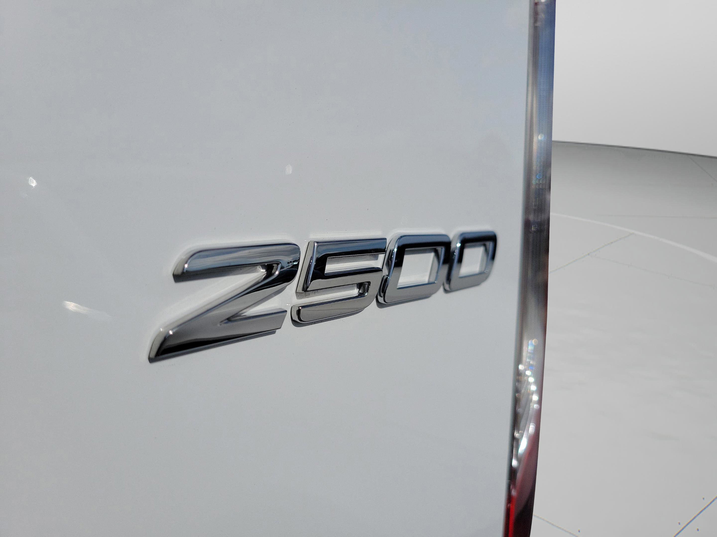 Used 2025 Mercedes-Benz Sprinter 2500 image 9