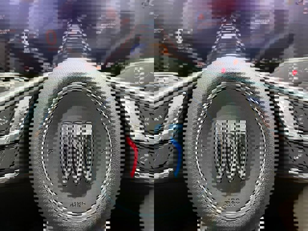 New 2026 Buick Envision Avenir image 23