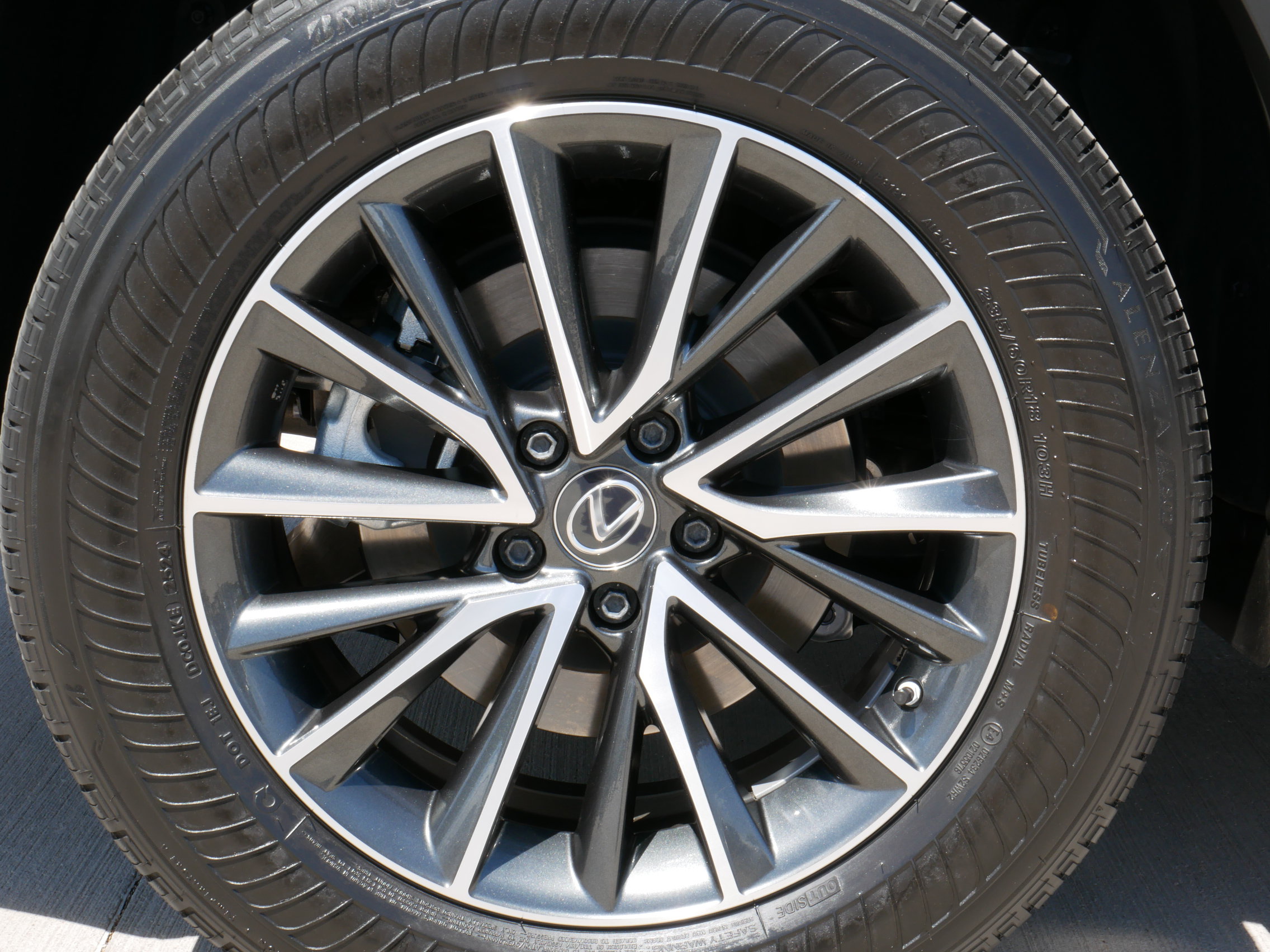 Used 2024 Lexus NX 350h AWD image 29