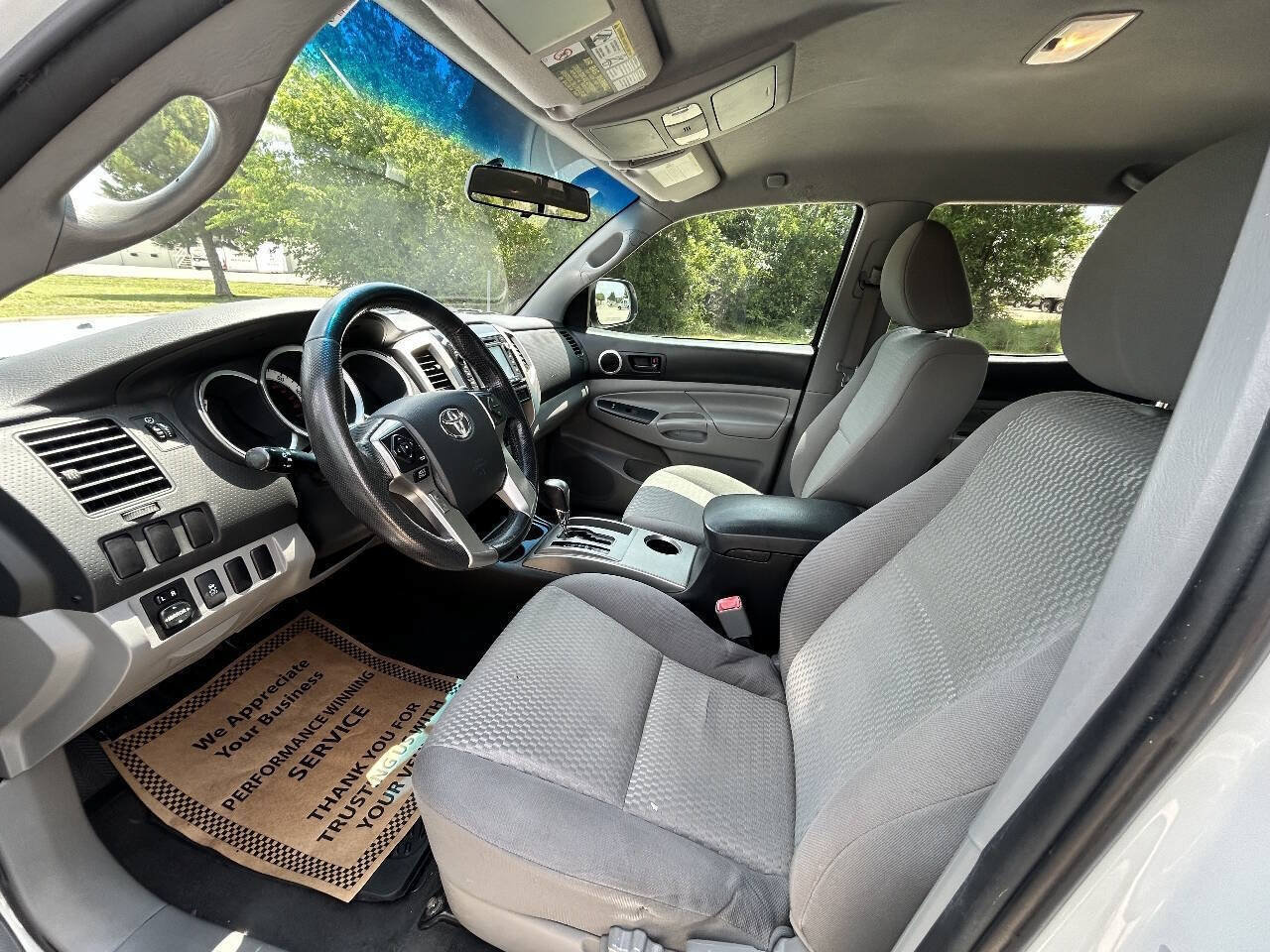 Used 2015 Toyota Tacoma PreRunner w/ SR5 Package RWD image 10
