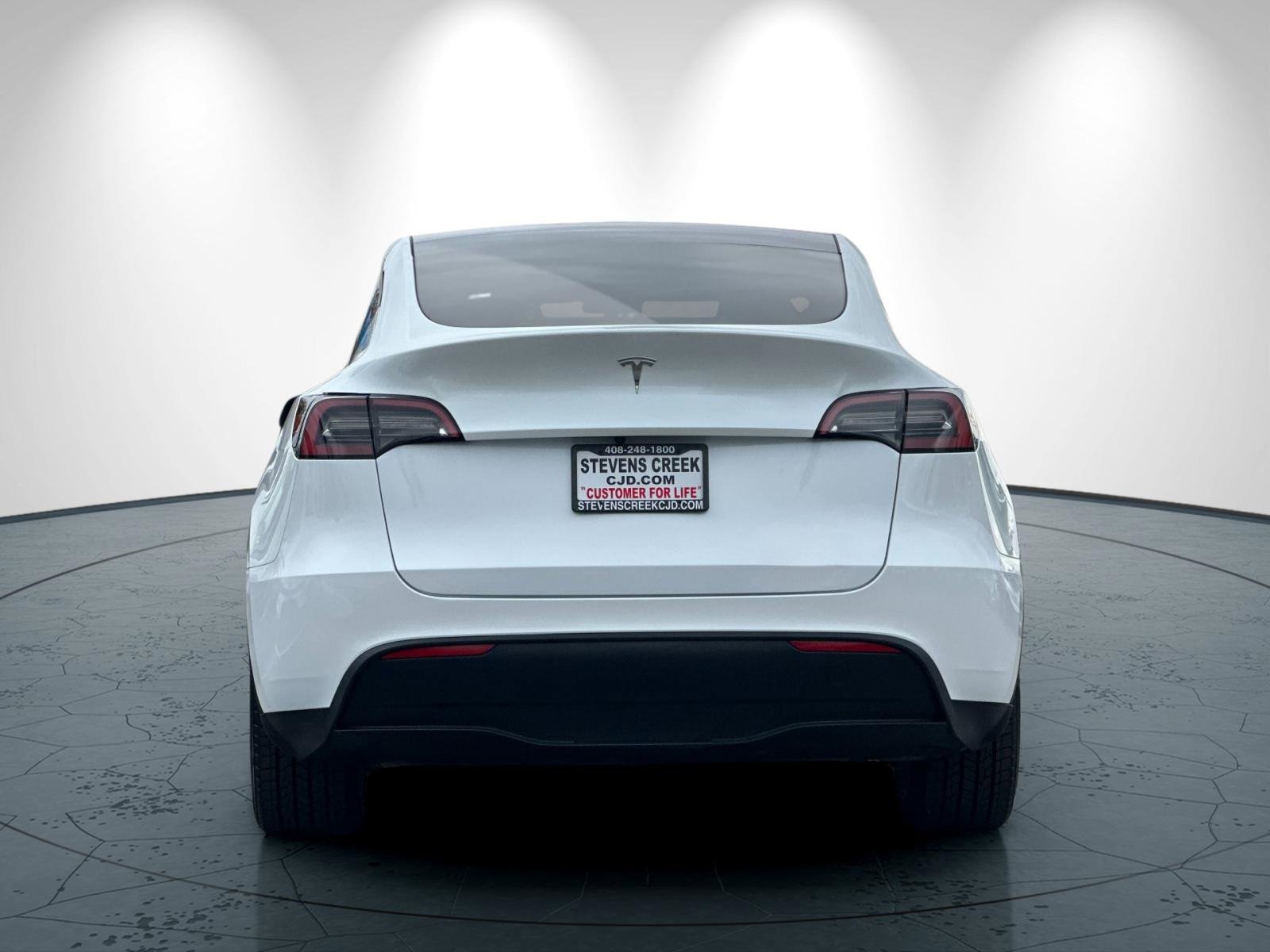 Used 2023 Tesla Model Y Long Range image 5