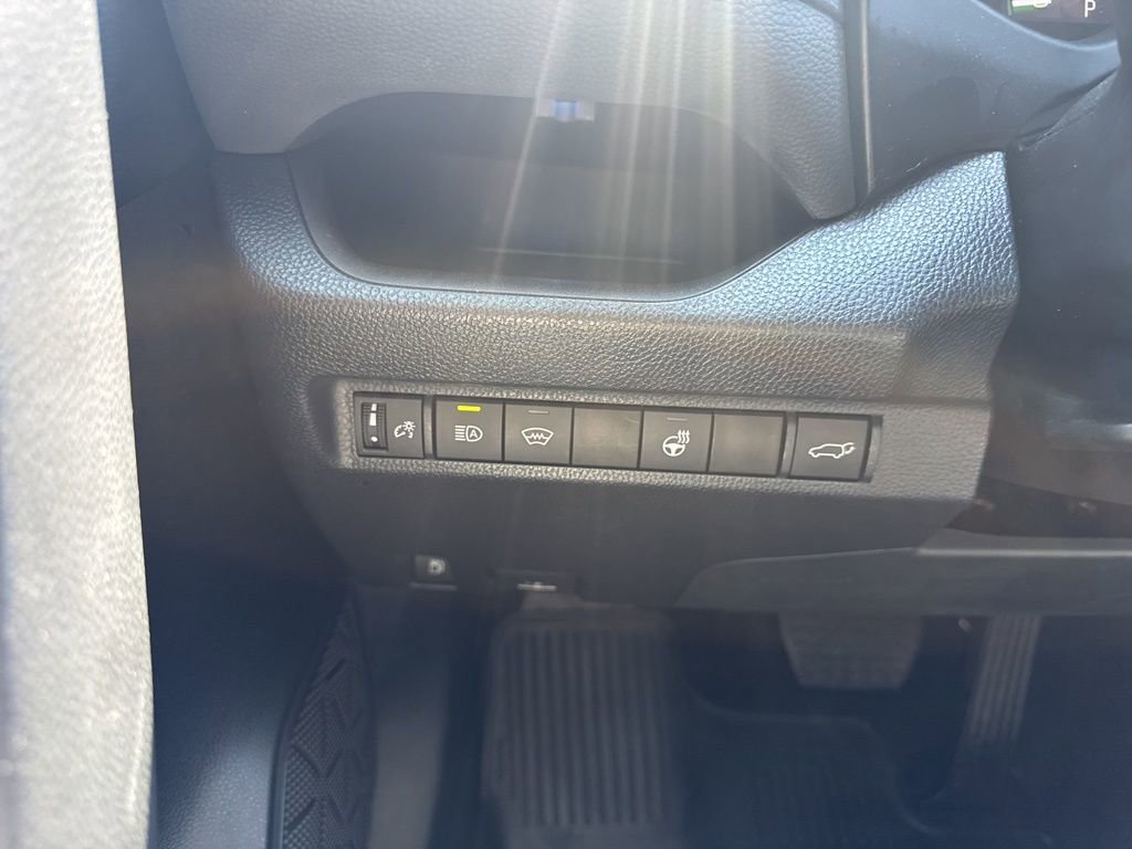 Used 2023 Toyota RAV4 XSE w/ XSE Grade Weather Package image 9