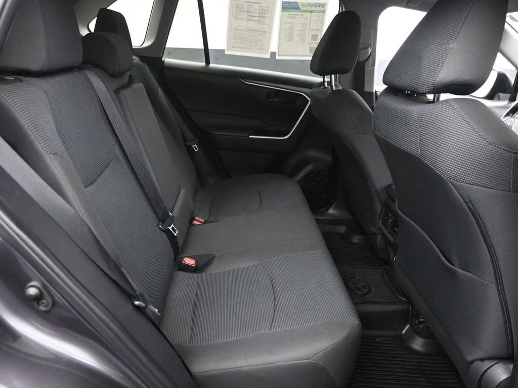 Used 2023 Toyota RAV4 LE image 8