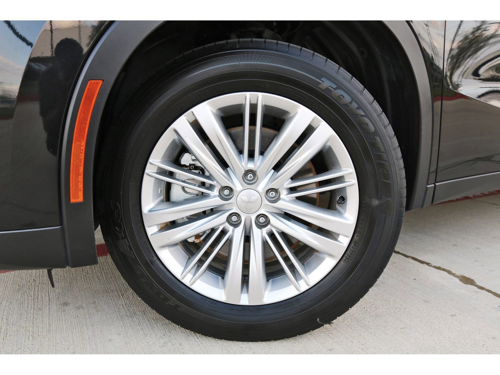 Used 2024 Mitsubishi Outlander ES image 31