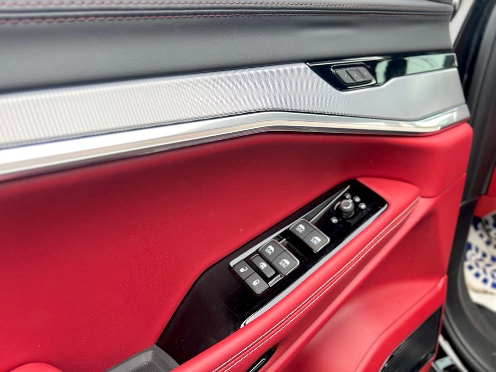 New 2024 Jeep Wagoneer Launch Edition image 10