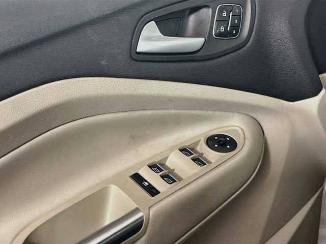 Used 2017 Ford Escape Titanium FWD image 12
