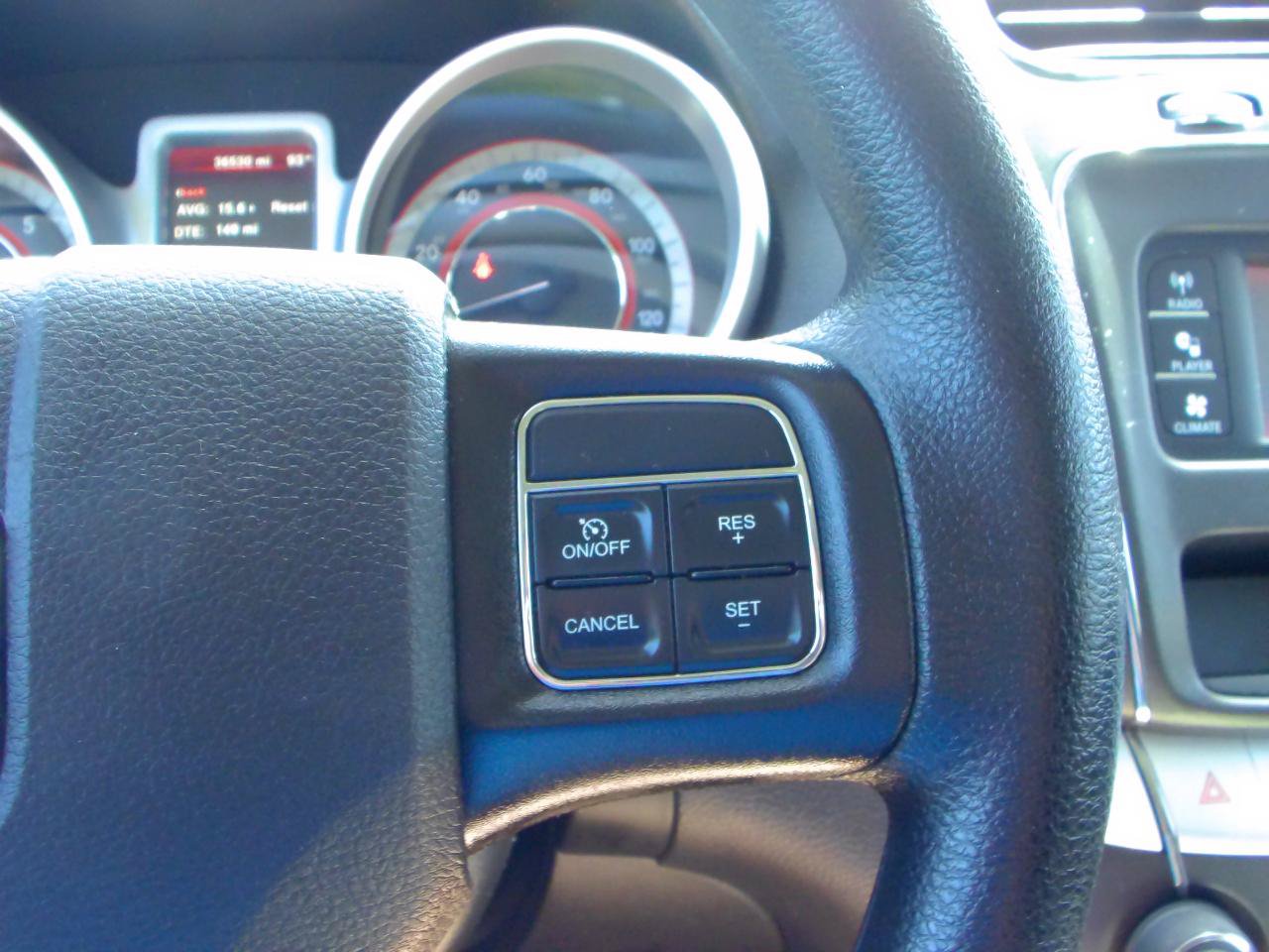 Used 2020 Dodge Journey SE w/ Blacktop Package FWD image 18