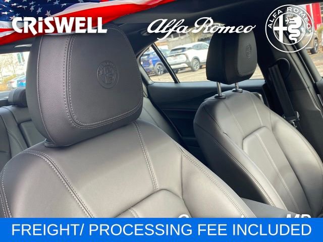 New 2025 Alfa Romeo Giulia AWD image 40