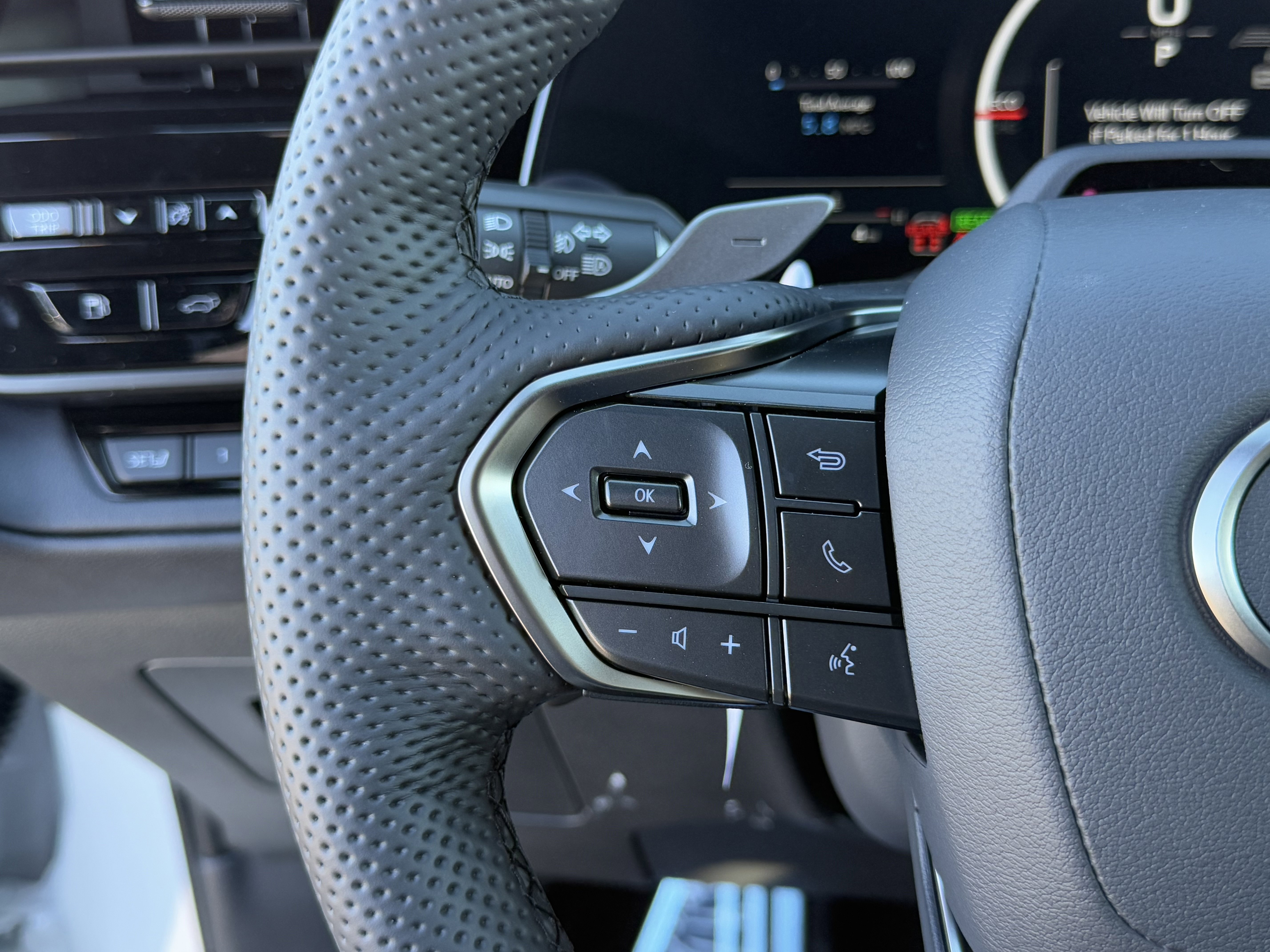 New 2026 Lexus TX 500h AWD image 19