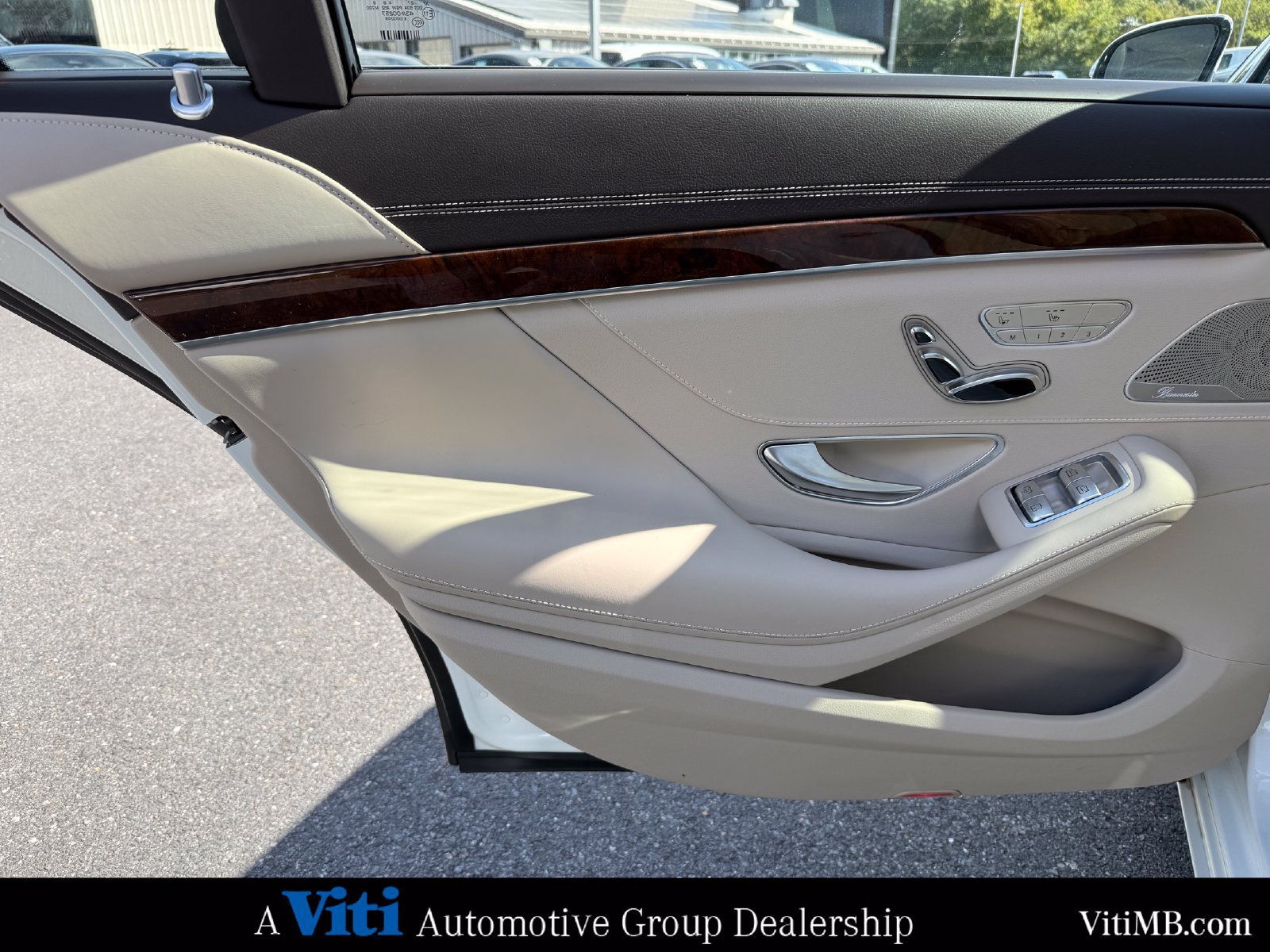 Used 2017 Mercedes-Benz S 550 4MATIC Sedan image 20