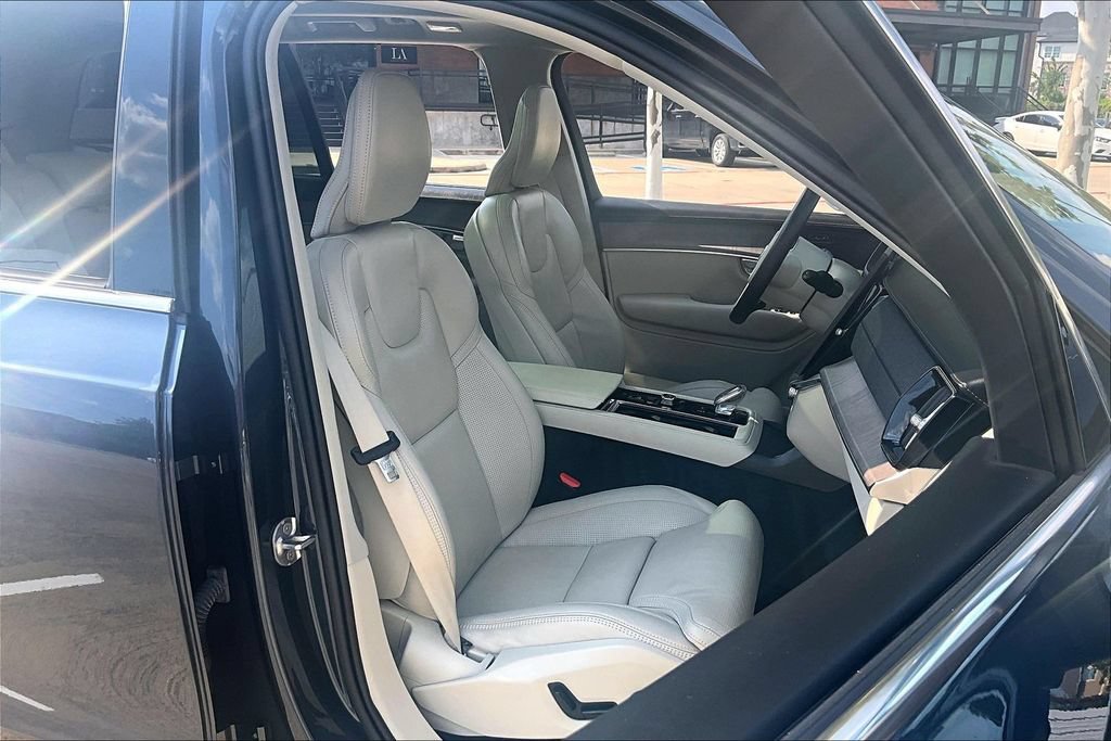 Certified 2026 Volvo XC90 B6 Ultra AWD/4WD image 10