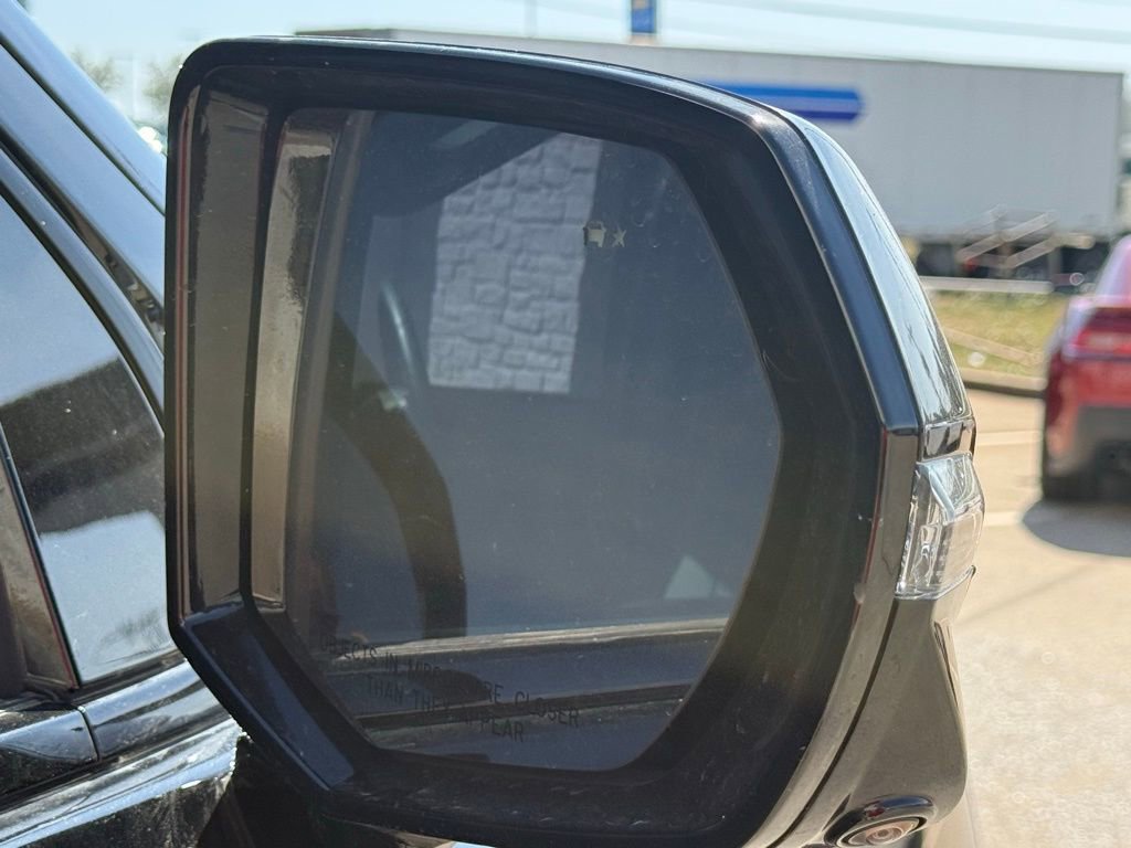 Used 2024 Chevrolet Tahoe High Country image 15