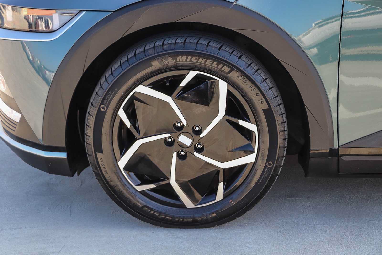 Used 2024 Hyundai Ioniq 5 SEL RWD image 11