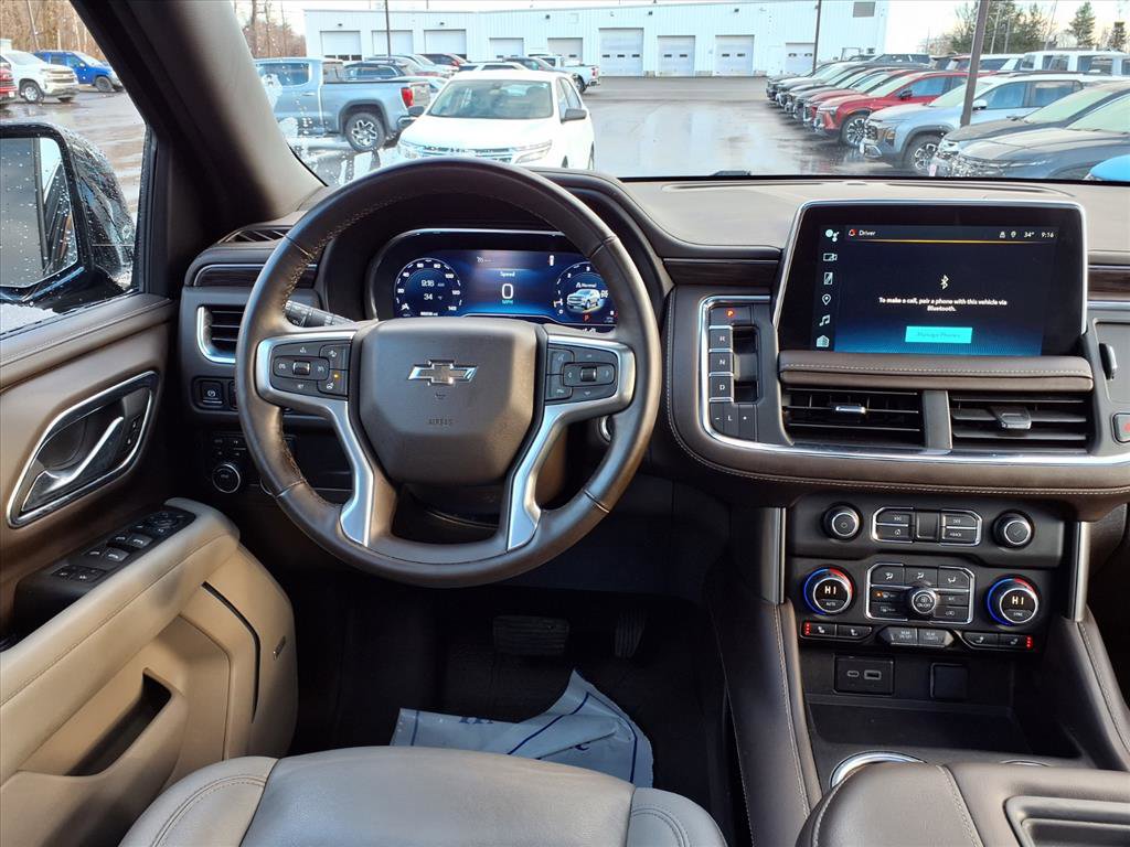 Used 2024 Chevrolet Suburban Z71 w/ Luxury Package image 10