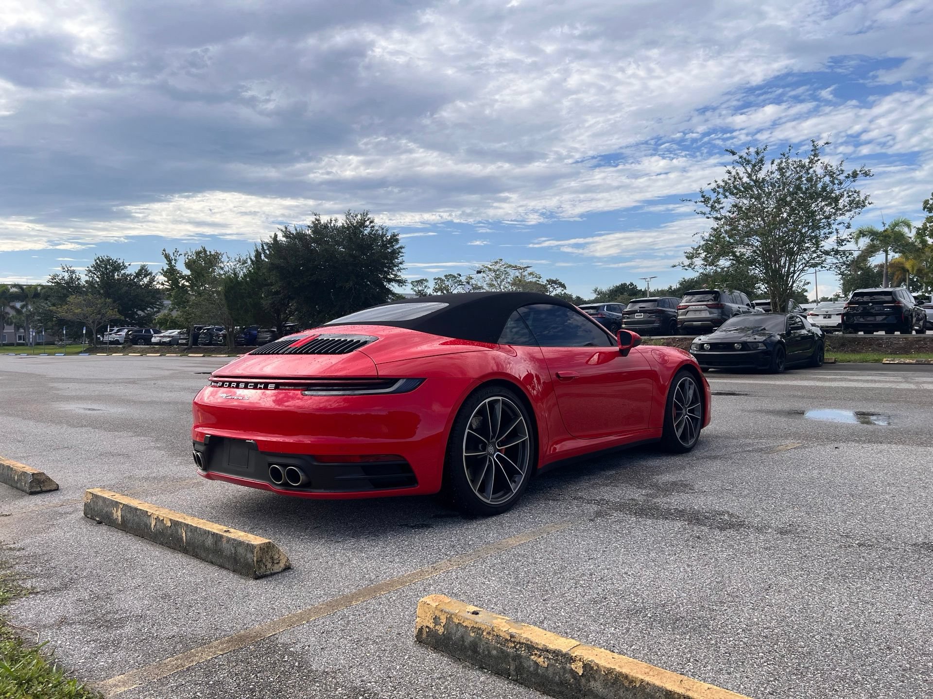 Used 2020 Porsche 911 Carrera S RWD image 4