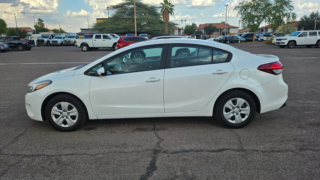 Used 2017 Kia Forte LX w/ LX Popular Package FWD image 7